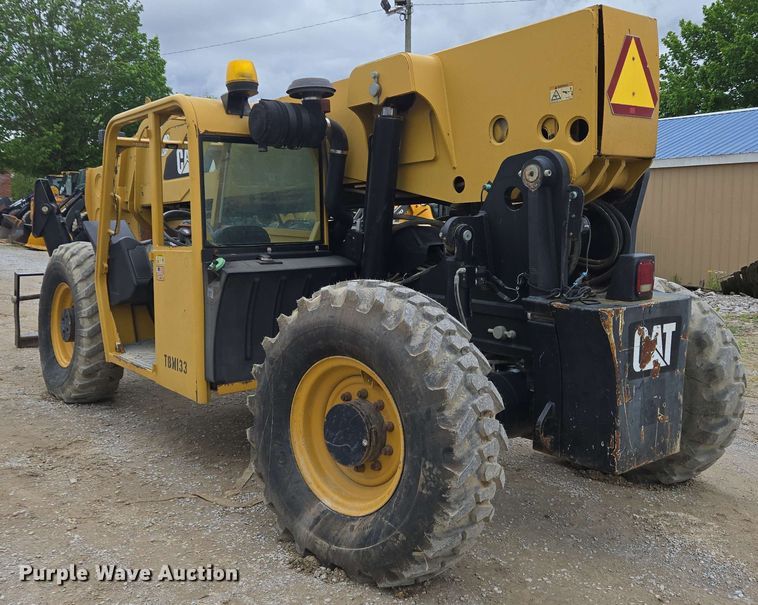 image for item EC4215 2007 Caterpillar TL1055 telehandler