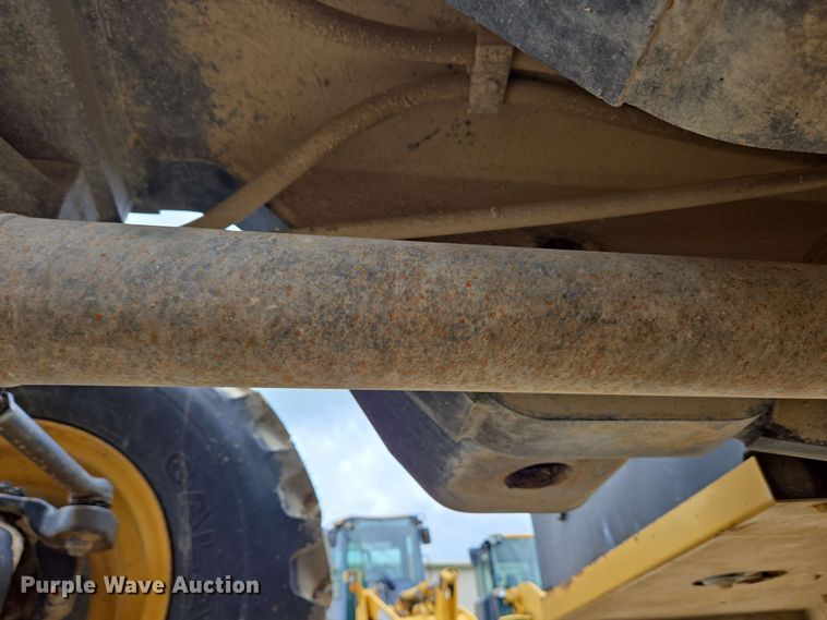 image for item EC4215 2007 Caterpillar TL1055 telehandler