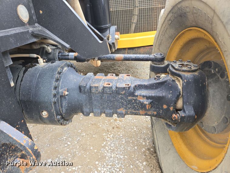 image for item EC4215 2007 Caterpillar TL1055 telehandler