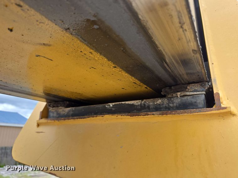 image for item EC4215 2007 Caterpillar TL1055 telehandler