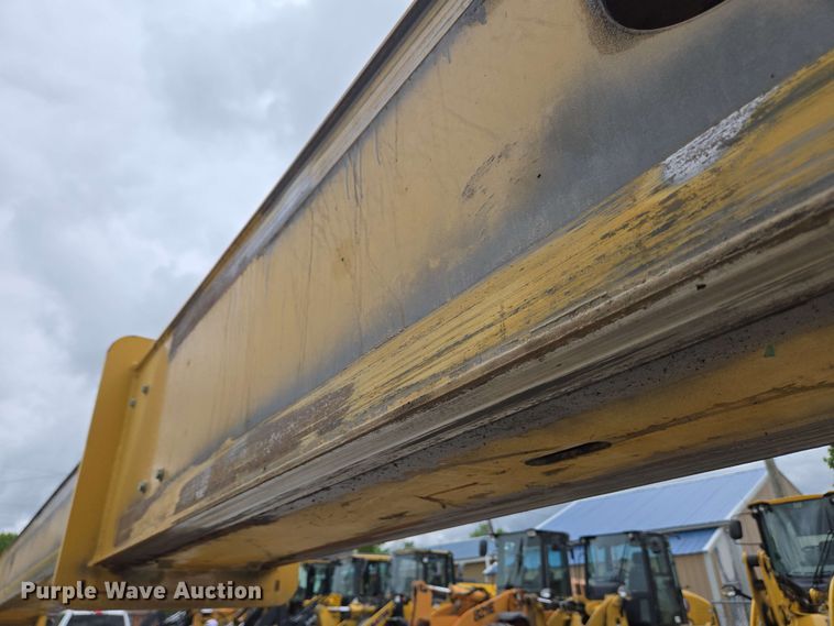 image for item EC4215 2007 Caterpillar TL1055 telehandler