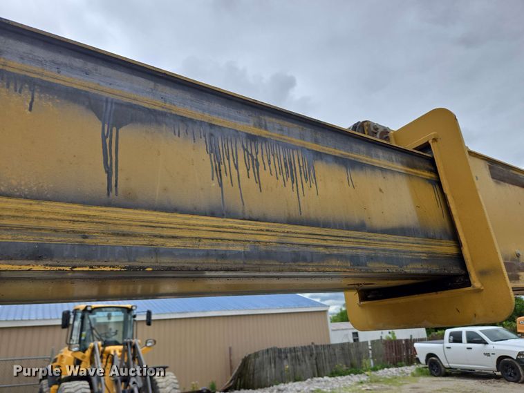 image for item EC4215 2007 Caterpillar TL1055 telehandler