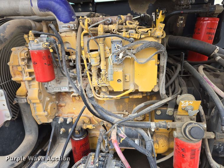 image for item EC4215 2007 Caterpillar TL1055 telehandler