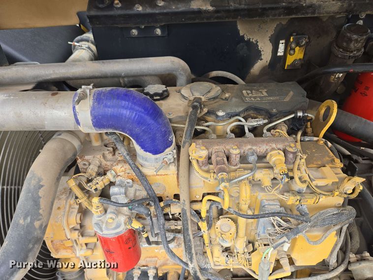 image for item EC4215 2007 Caterpillar TL1055 telehandler