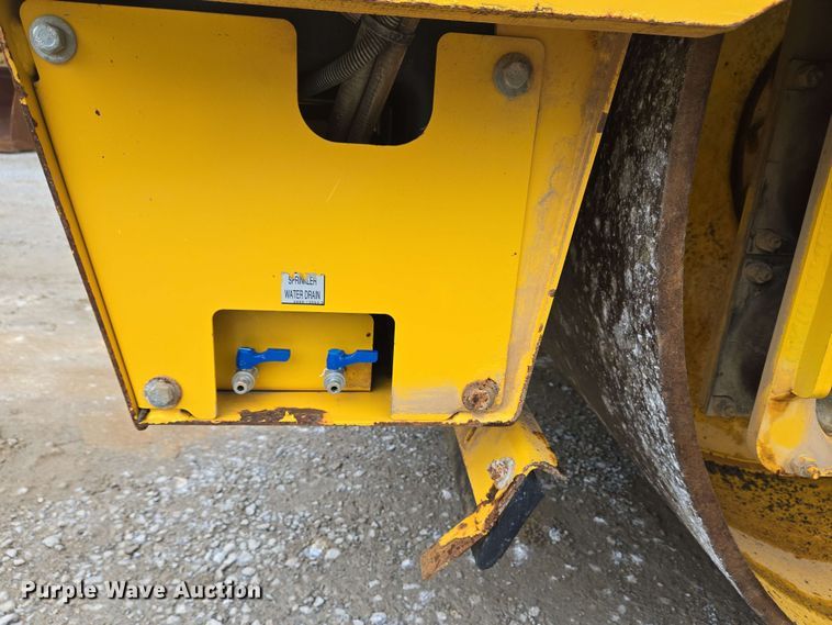 image for item EC4216 2019 Sakai SW884 double drum vibratory roller