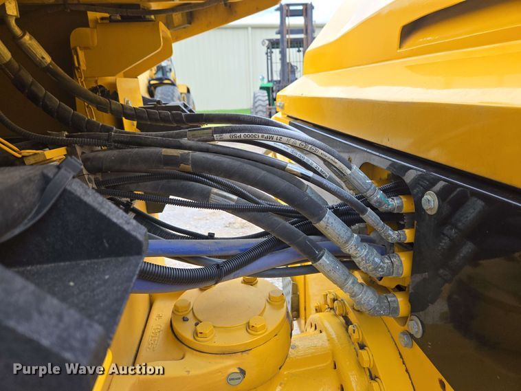 image for item EC4216 2019 Sakai SW884 double drum vibratory roller