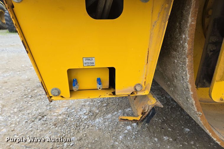 image for item EC4216 2019 Sakai SW884 double drum vibratory roller