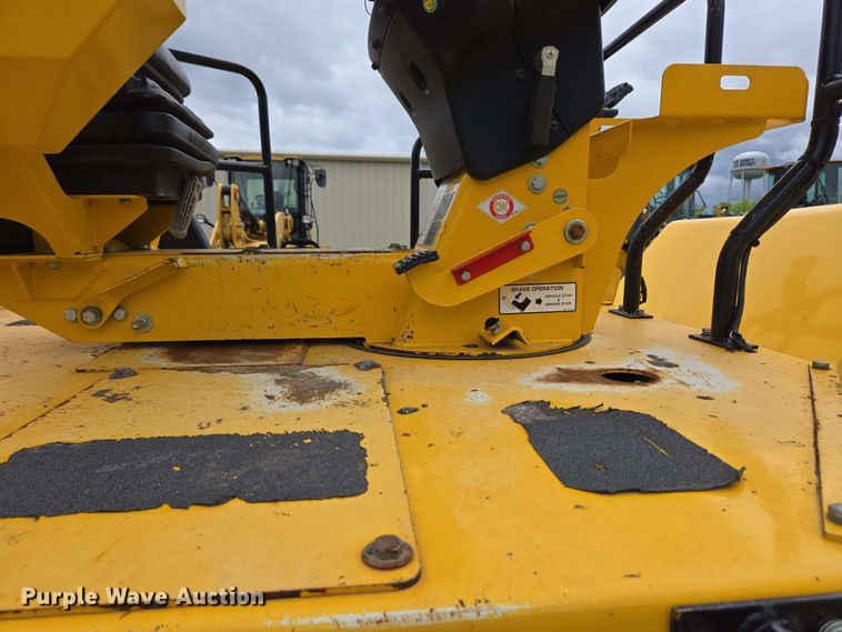 image for item EC4216 2019 Sakai SW884 double drum vibratory roller