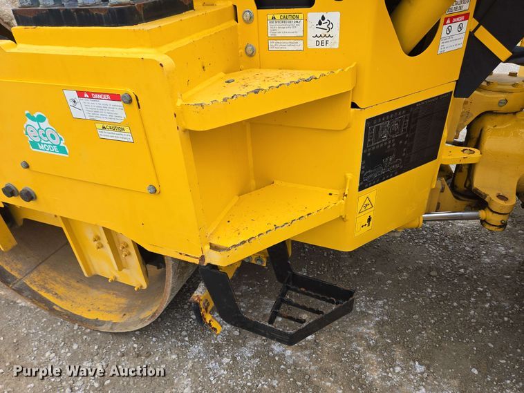 image for item EC4216 2019 Sakai SW884 double drum vibratory roller