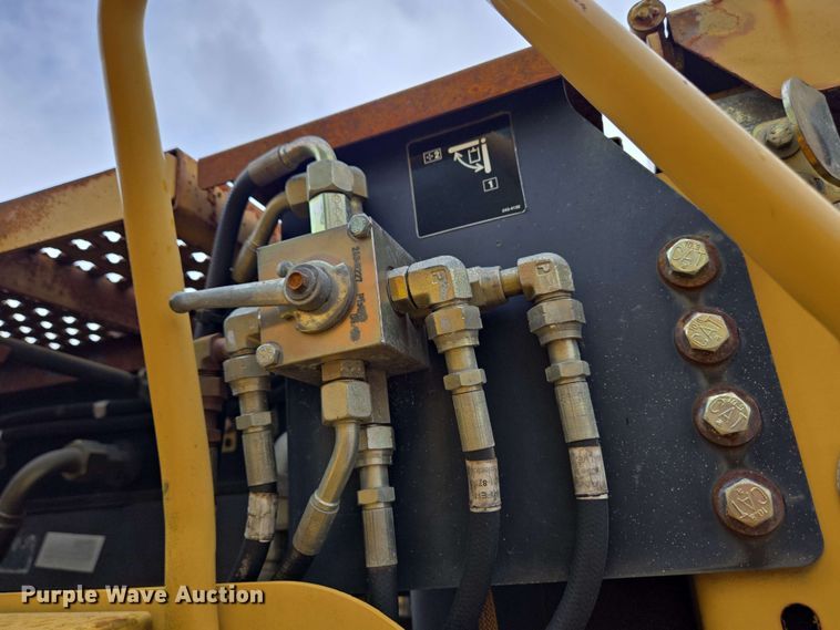 image for item EC4217 2007 Caterpillar M318C wheeled excavator