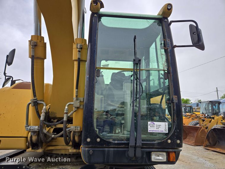 image for item EC4217 2007 Caterpillar M318C wheeled excavator