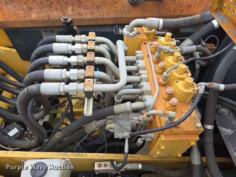 image for item EC4217 2007 Caterpillar M318C wheeled excavator