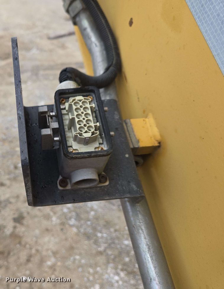 image for item EC4217 2007 Caterpillar M318C wheeled excavator