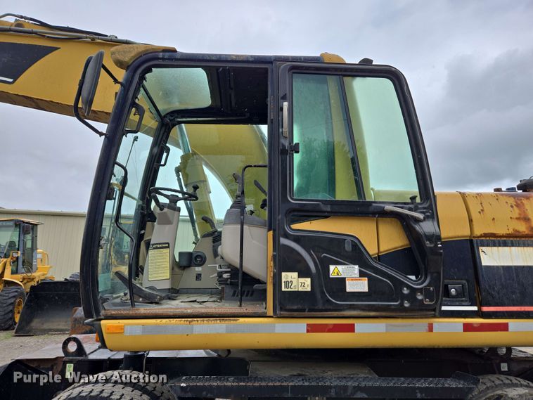 image for item EC4217 2007 Caterpillar M318C wheeled excavator