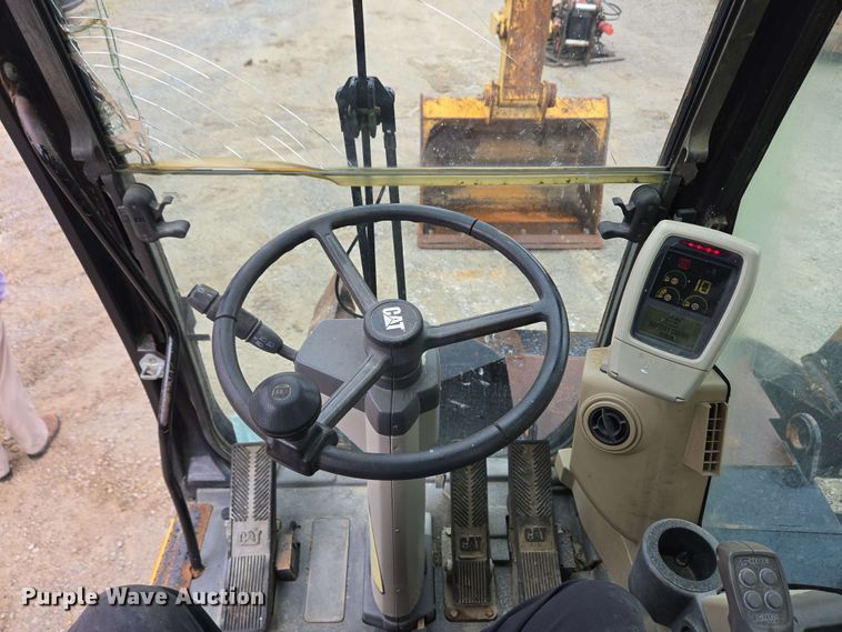 image for item EC4217 2007 Caterpillar M318C wheeled excavator