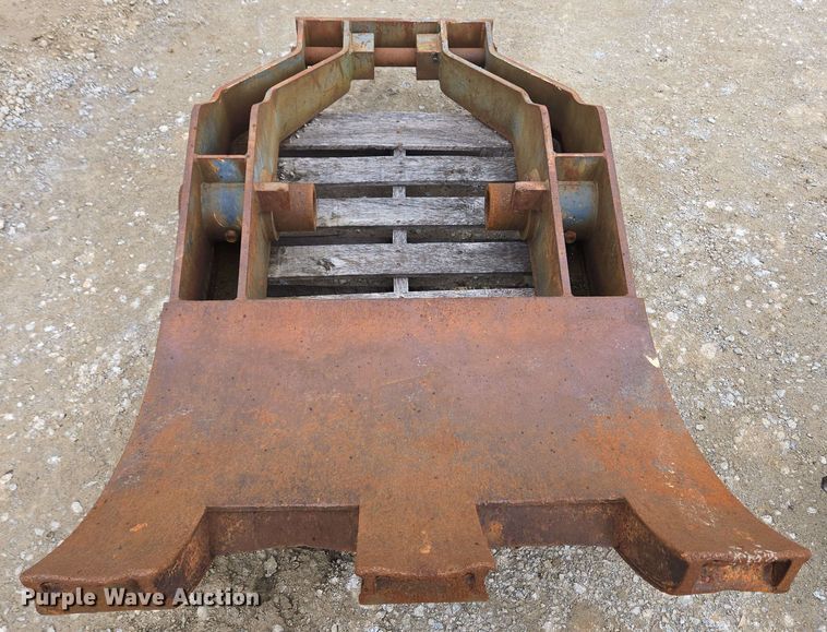 image for item EC4217 2007 Caterpillar M318C wheeled excavator