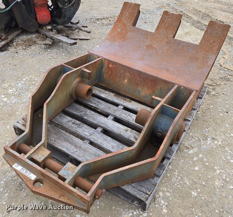 image for item EC4217 2007 Caterpillar M318C wheeled excavator