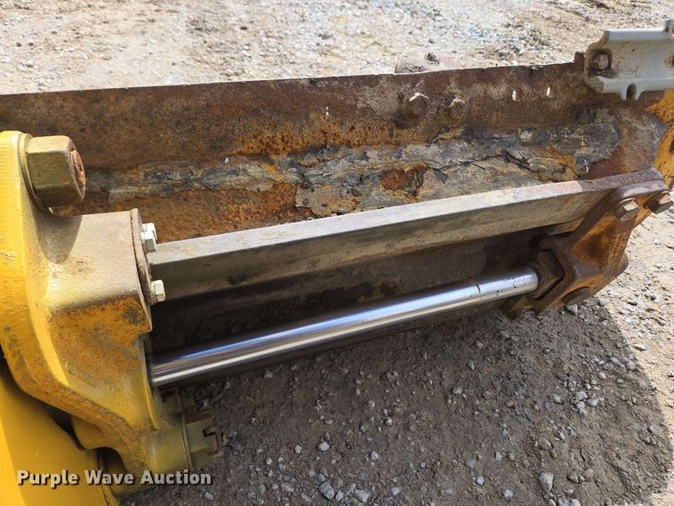 image for item EC4218 1997 Caterpillar 12H motor grader