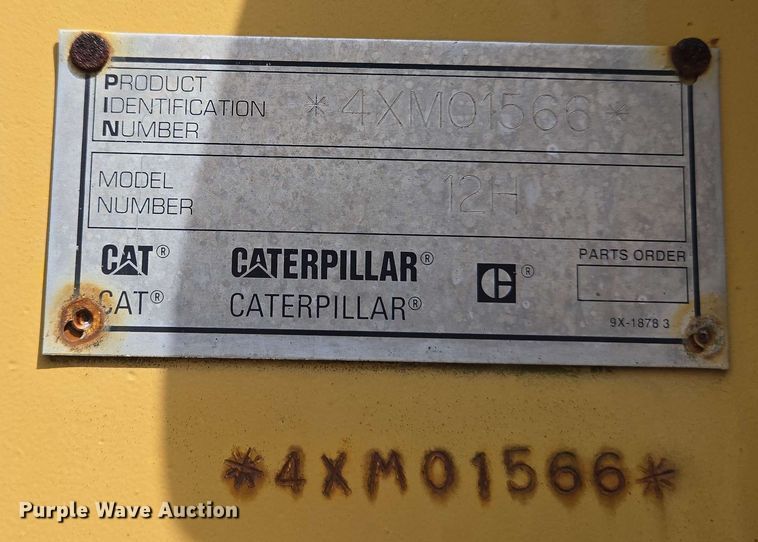 image for item EC4218 1997 Caterpillar 12H motor grader