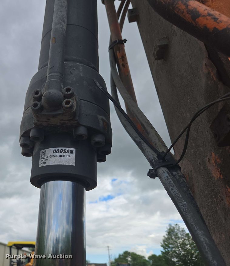 image for item EC4219 Doosan DX235LCR-5 excavator