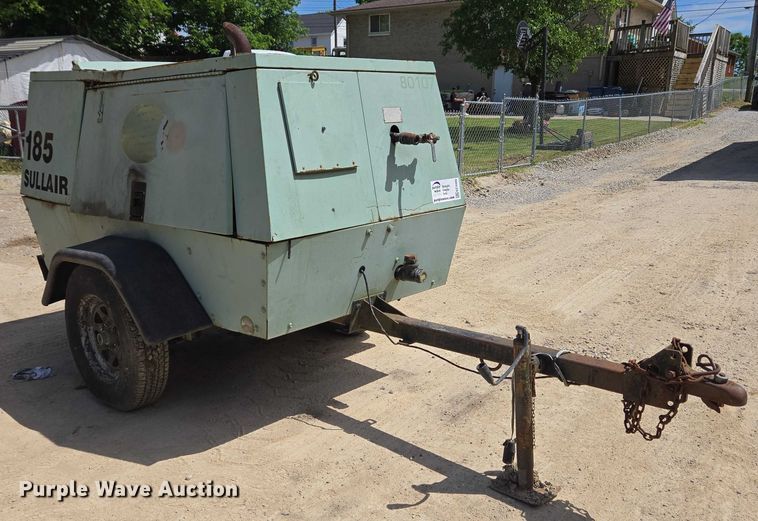 image for item EC4260 Sullair 185DPQJD air compressor