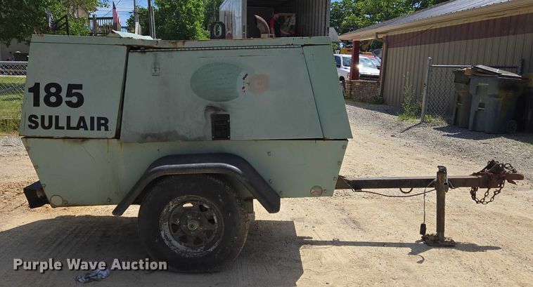 image for item EC4260 Sullair 185DPQJD air compressor