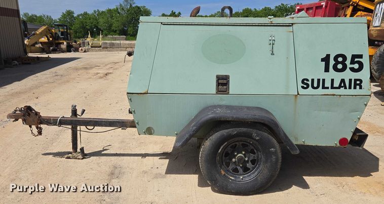 image for item EC4260 Sullair 185DPQJD air compressor