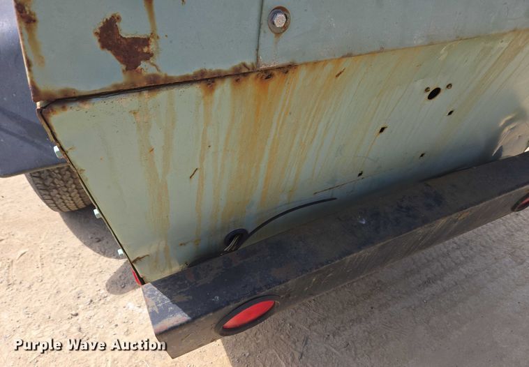 image for item EC4260 Sullair 185DPQJD air compressor