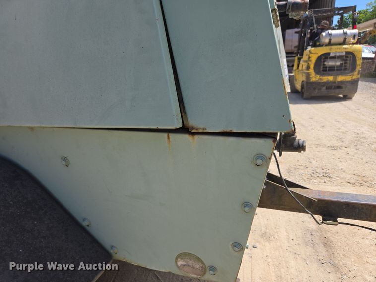 image for item EC4260 Sullair 185DPQJD air compressor