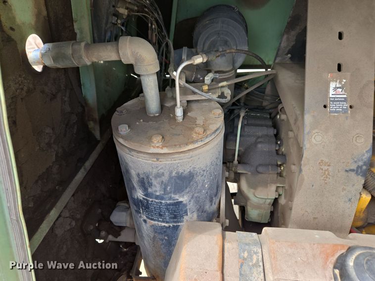 image for item EC4260 Sullair 185DPQJD air compressor