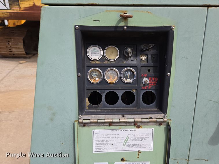 image for item EC4260 Sullair 185DPQJD air compressor