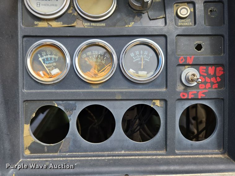 image for item EC4260 Sullair 185DPQJD air compressor