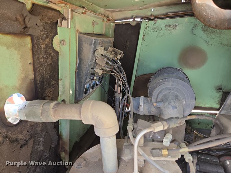 image for item EC4260 Sullair 185DPQJD air compressor