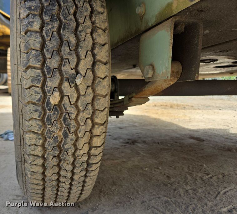 image for item EC4260 Sullair 185DPQJD air compressor