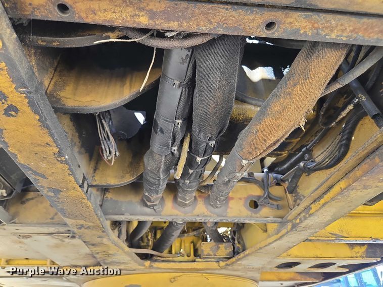 image for item EC4261 1996 Komatsu PC220LC excavator