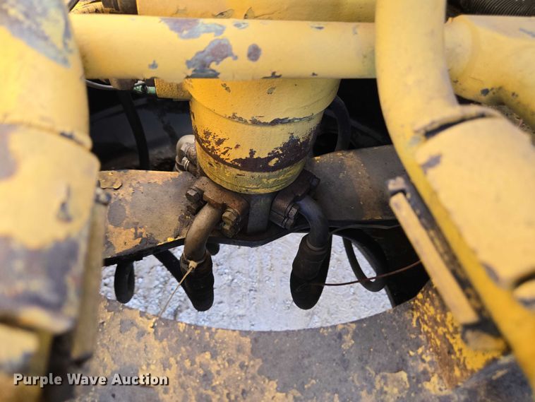 image for item EC4261 1996 Komatsu PC220LC excavator