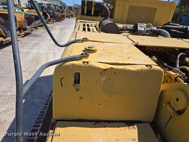 image for item EC4261 1996 Komatsu PC220LC excavator