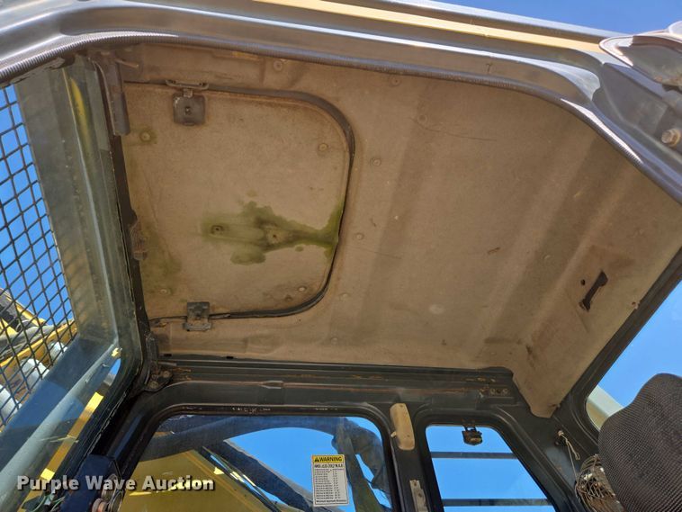 image for item EC4261 1996 Komatsu PC220LC excavator