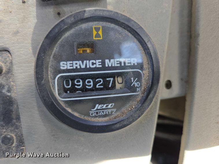 image for item EC4261 1996 Komatsu PC220LC excavator