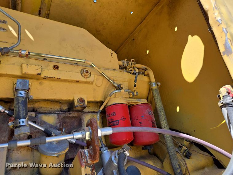 image for item EC4261 1996 Komatsu PC220LC excavator