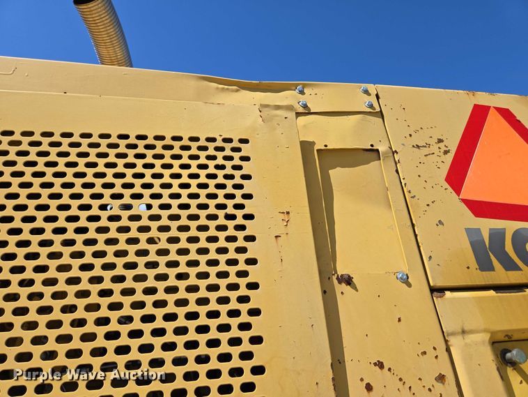 image for item EC4261 1996 Komatsu PC220LC excavator