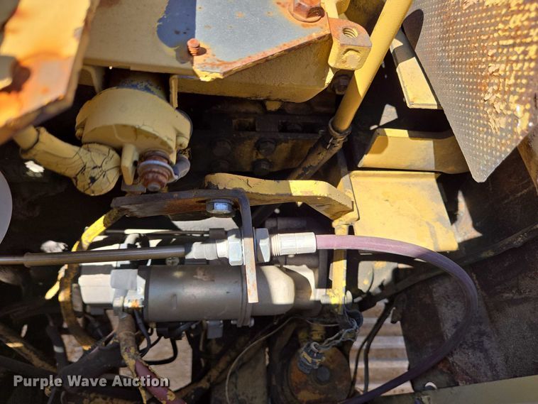 image for item EC4261 1996 Komatsu PC220LC excavator