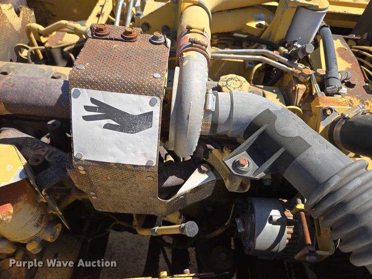 image for item EC4261 1996 Komatsu PC220LC excavator