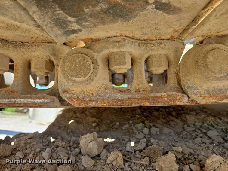 image for item EC4261 1996 Komatsu PC220LC excavator