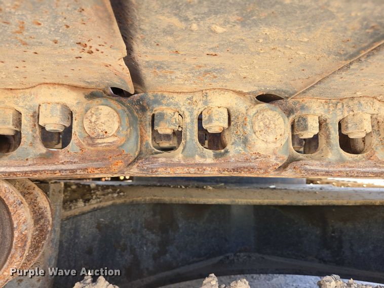 image for item EC4261 1996 Komatsu PC220LC excavator