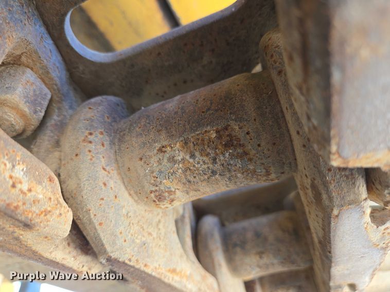 image for item EC4261 1996 Komatsu PC220LC excavator