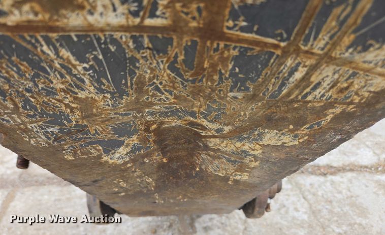 image for item EC4263 2013 John Deere 250G LC excavator