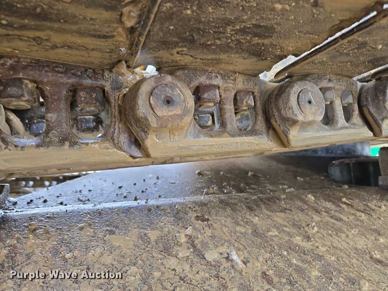 image for item EC4263 2013 John Deere 250G LC excavator