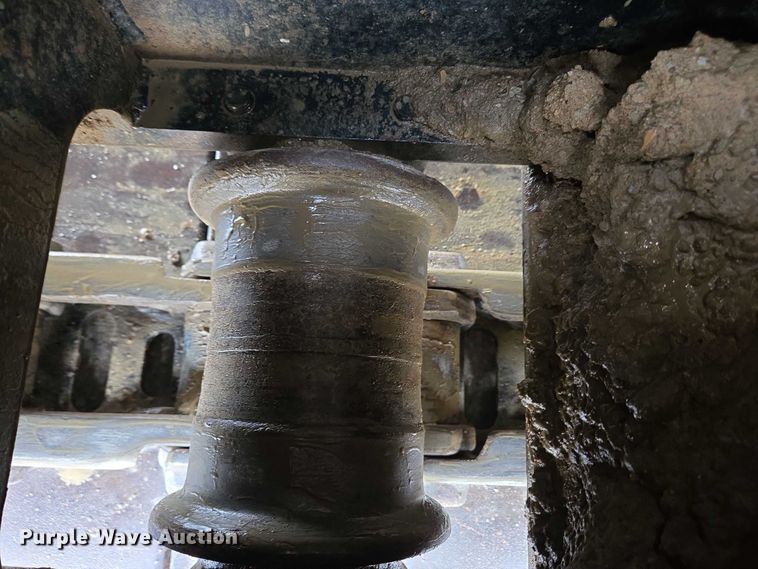 image for item EC4263 2013 John Deere 250G LC excavator