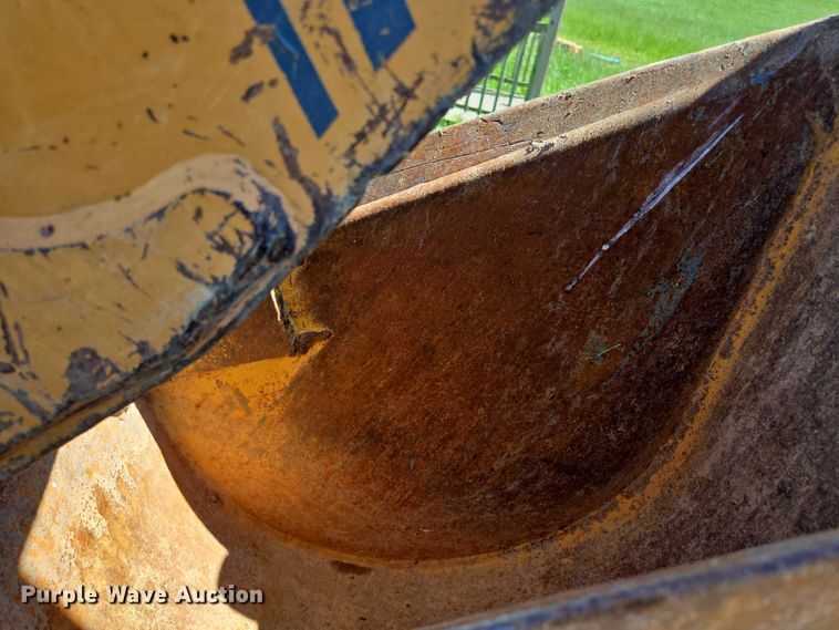 image for item ED1984 2001 Case 580 Super M backhoe